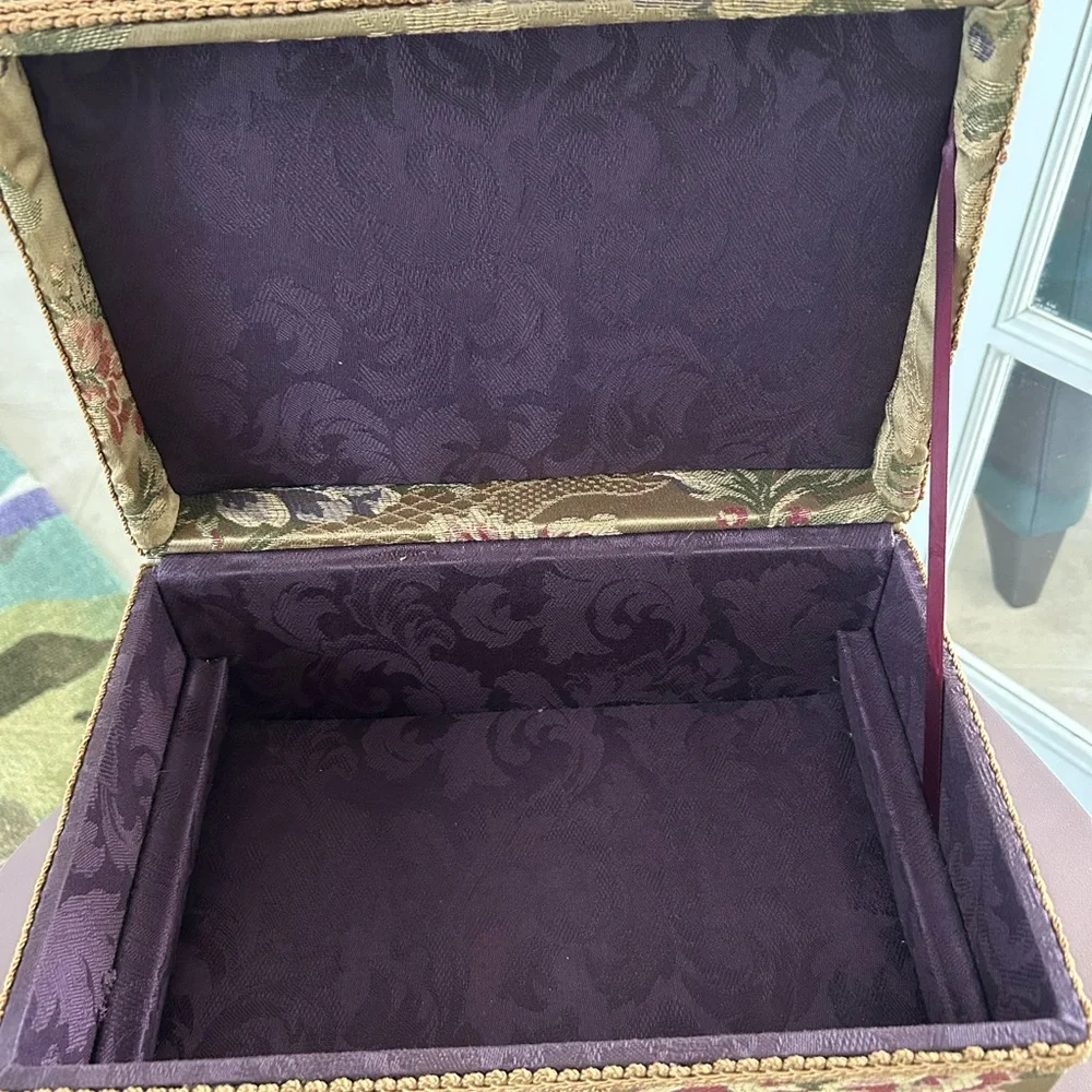 Elegant Purple and Gold Jewelry Box
